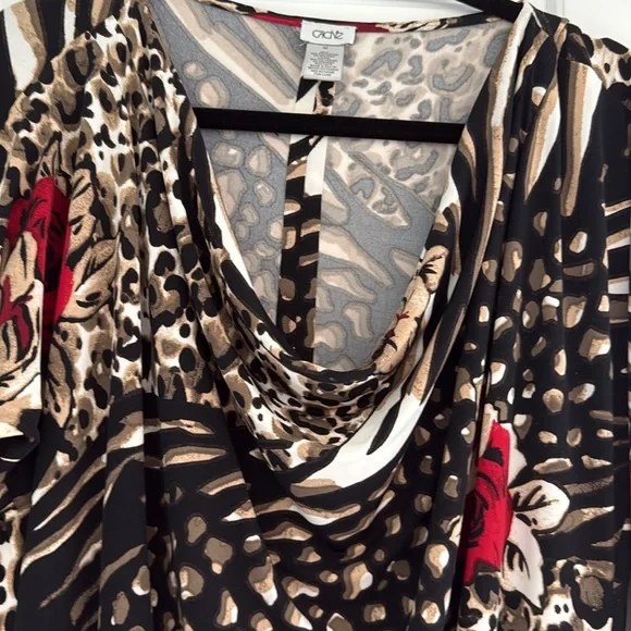 Cache Mini Dress! - Picture 2 of 5